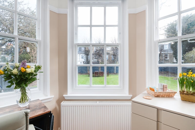Room Broadwater Road in Greater London