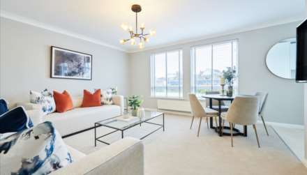Flat Pond Place in Greater London