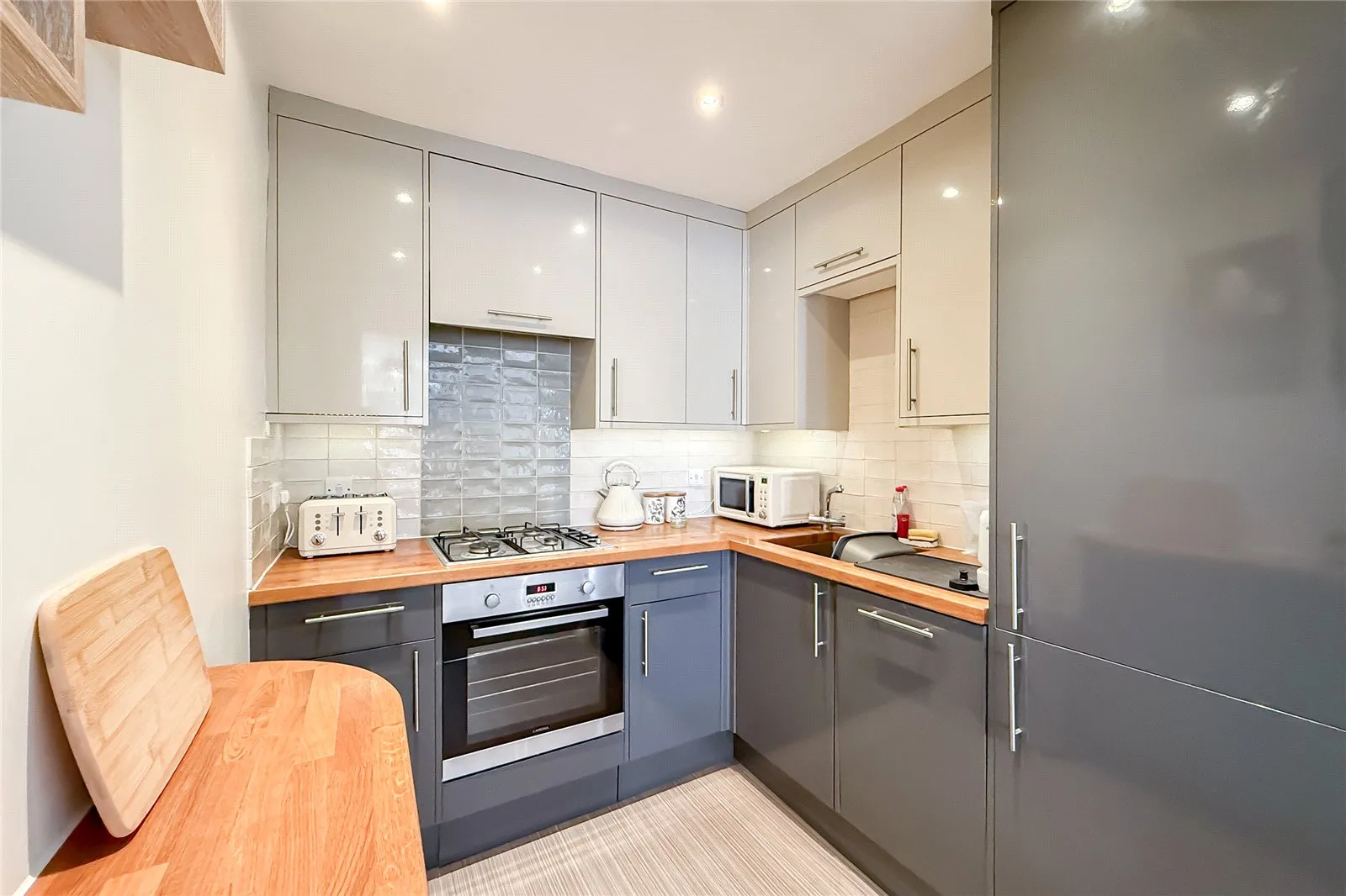 Flat Battlefield Road in St Albans