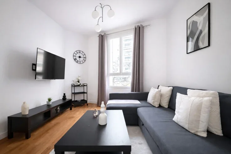 Flat Rue Émile Zola in Issy-les-Moulineaux