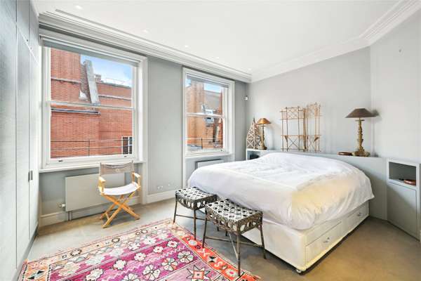 Flat Cadogan Gardens in Greater London