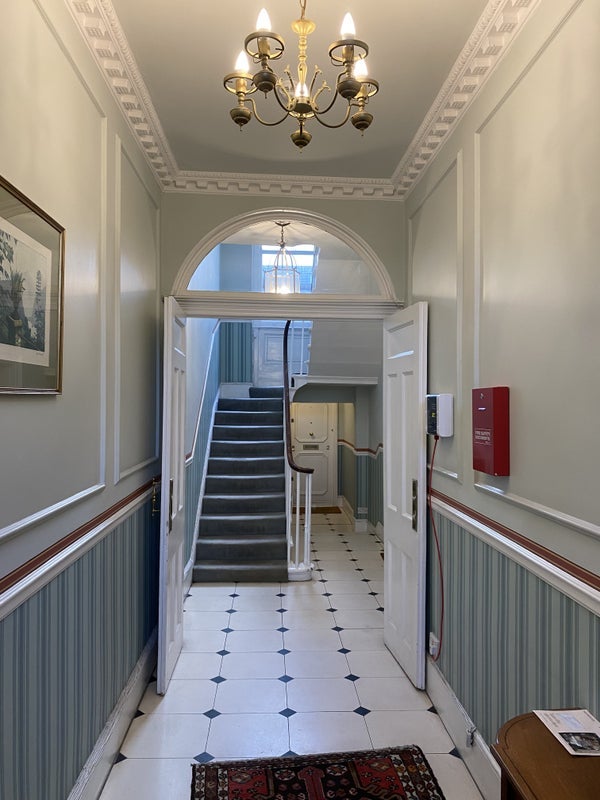 Room Montagu Place in City of Westminster