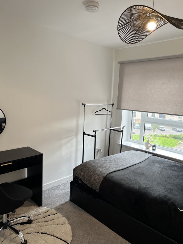Room Thread Court in Glasgow