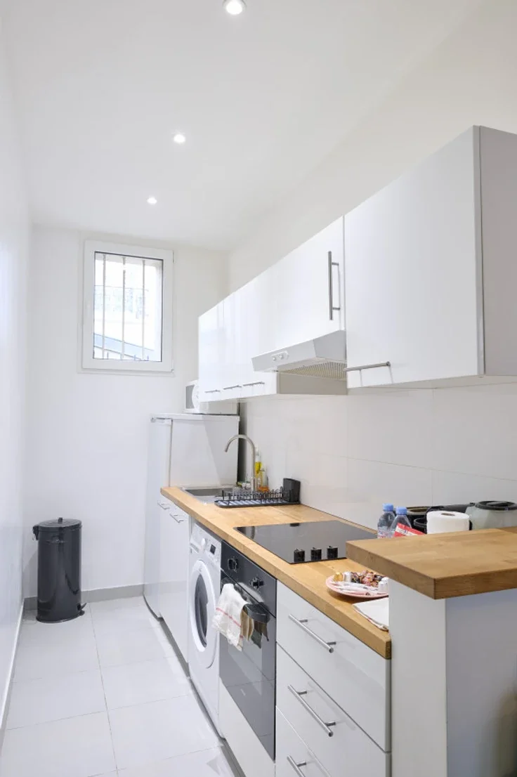 Appartement Rue Auguste Chabrières à Paris