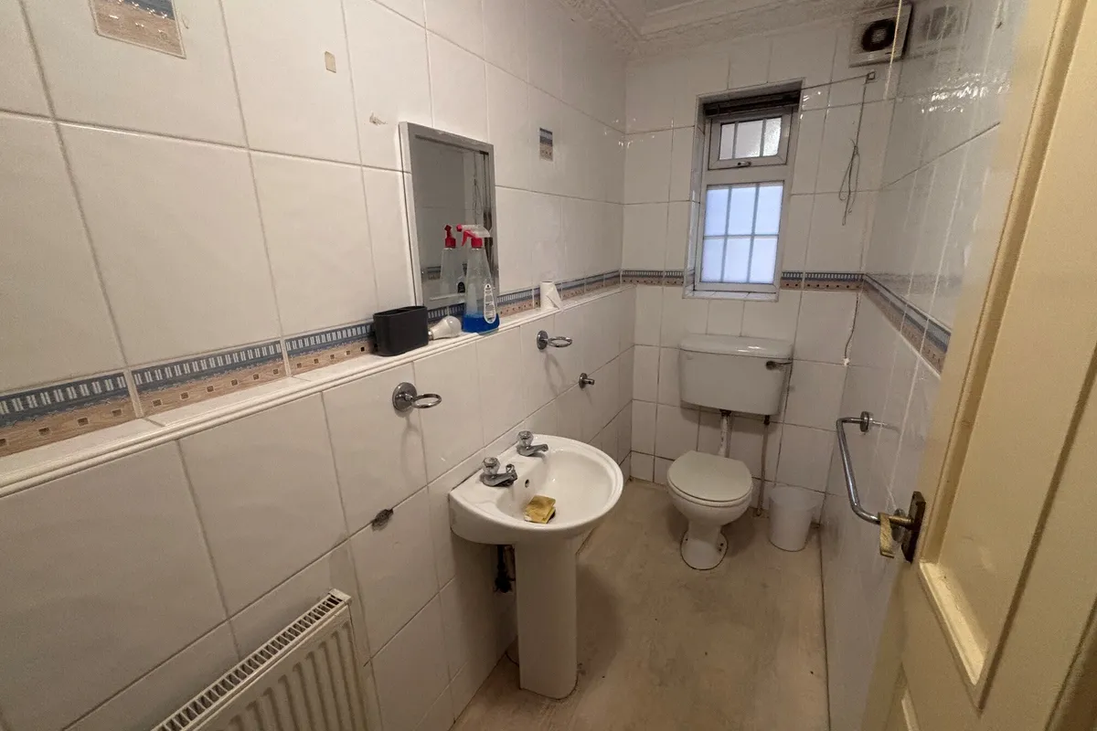 Flat Newland Avenue in Hull