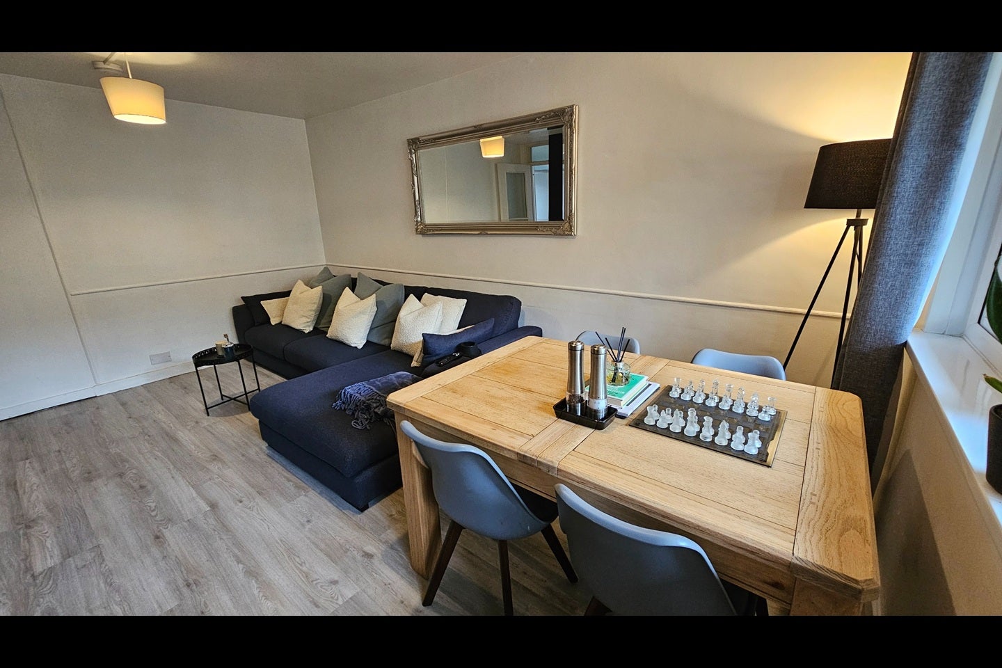 Flat Bath Close in Greater London