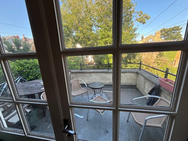 House Harrogate Road in Leeds