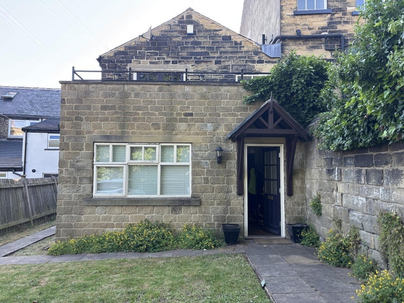 House Harrogate Road in Leeds