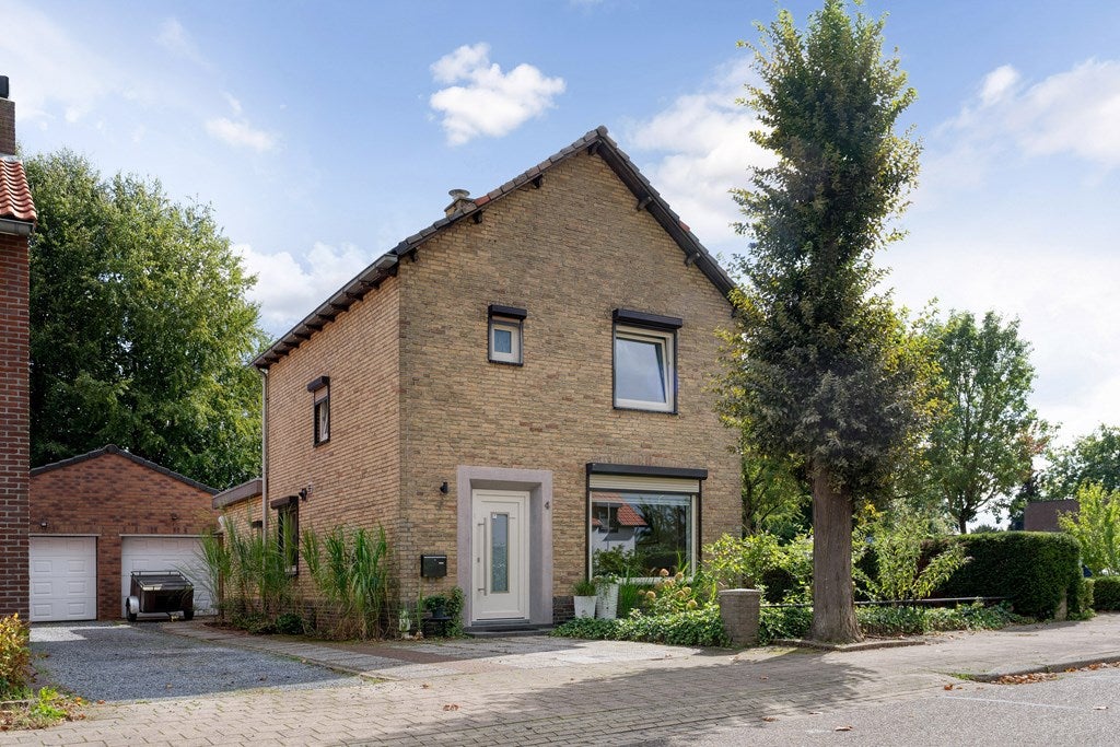 Huis Valderensweg 4 in Doenrade