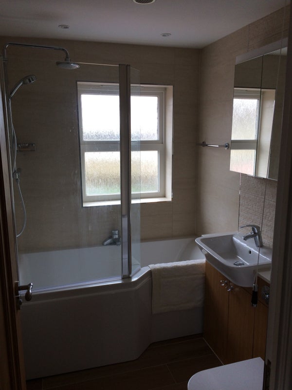 Room Rose Oak Drive in Bristol