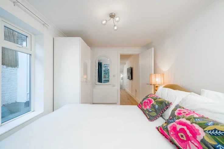 Flat Shirland Road in City of Westminster