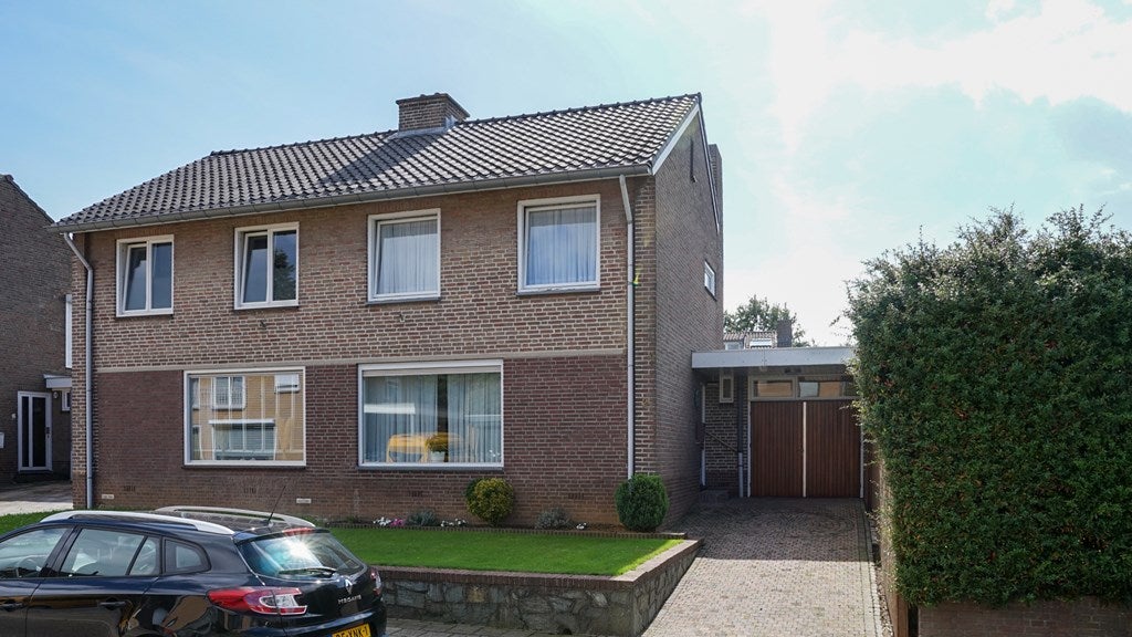 Huis van Plettenbergstraat 2 in Margraten