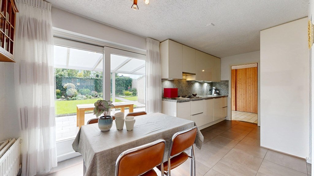 Twee-onder-één-kap te koop: van Plettenbergstraat 2, Margraten