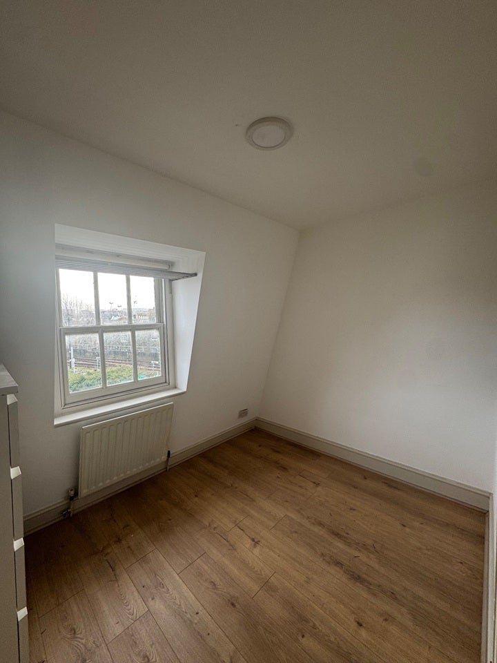 Flat Rousden Street in Greater London