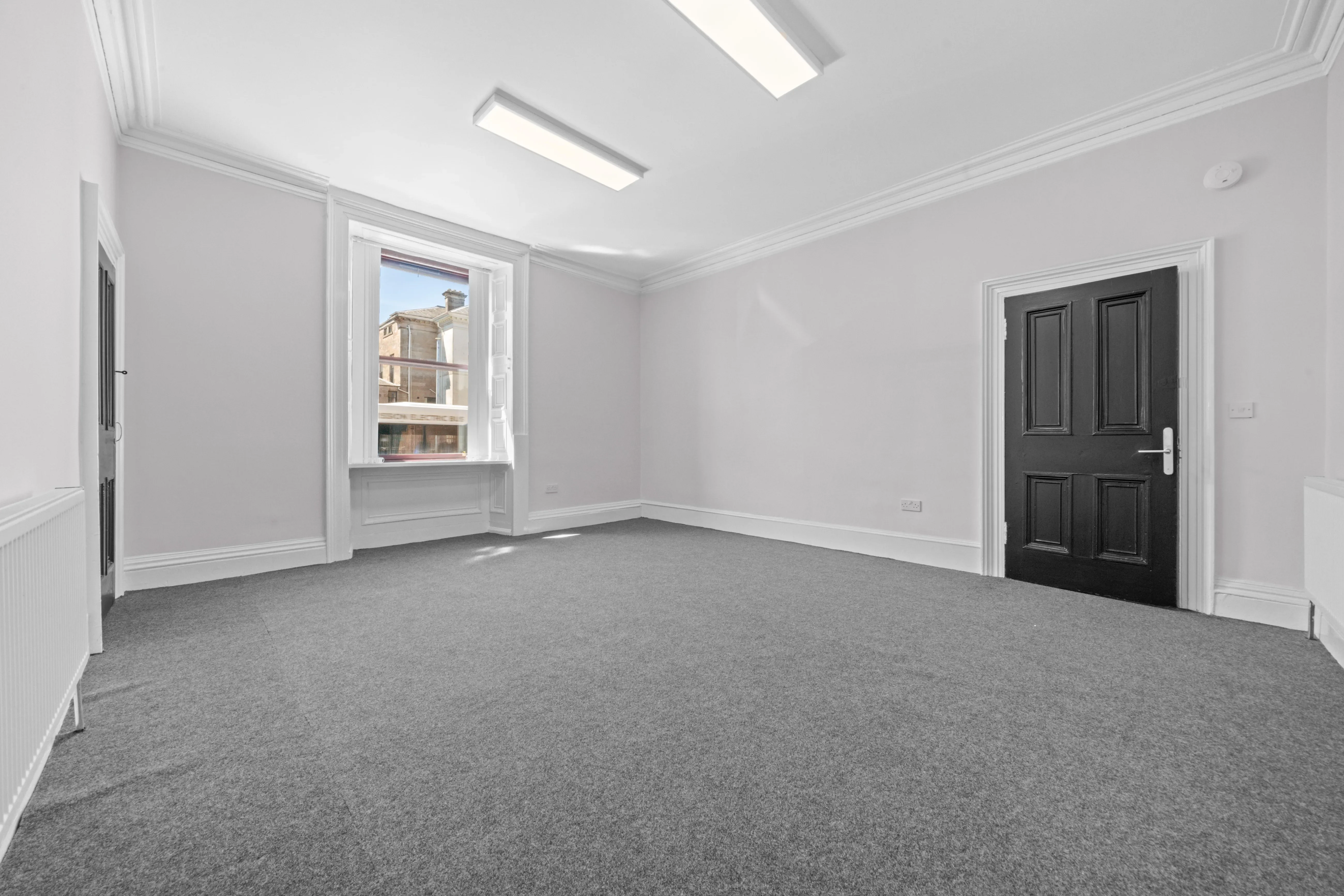 Flat Ardgowan Square in Greenock