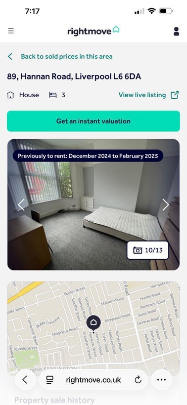 Room Hannan Road in Liverpool