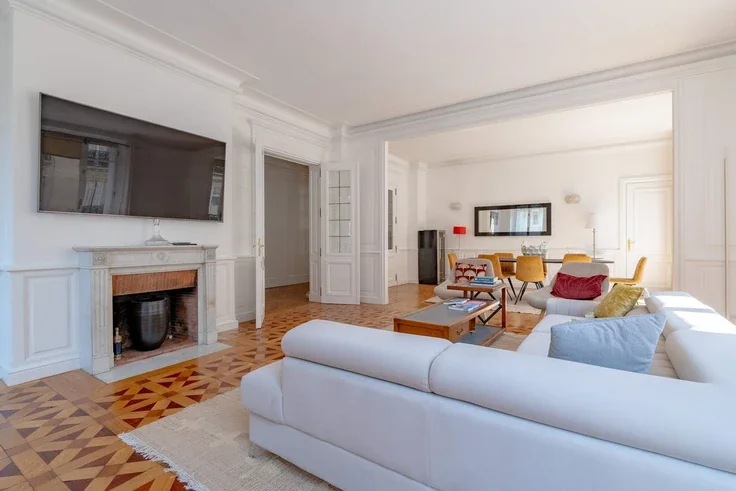 Appartement Rue de la Trémoille à Paris