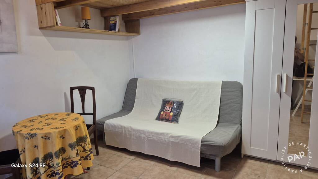 Chambre Rue du Berceau à Marseille