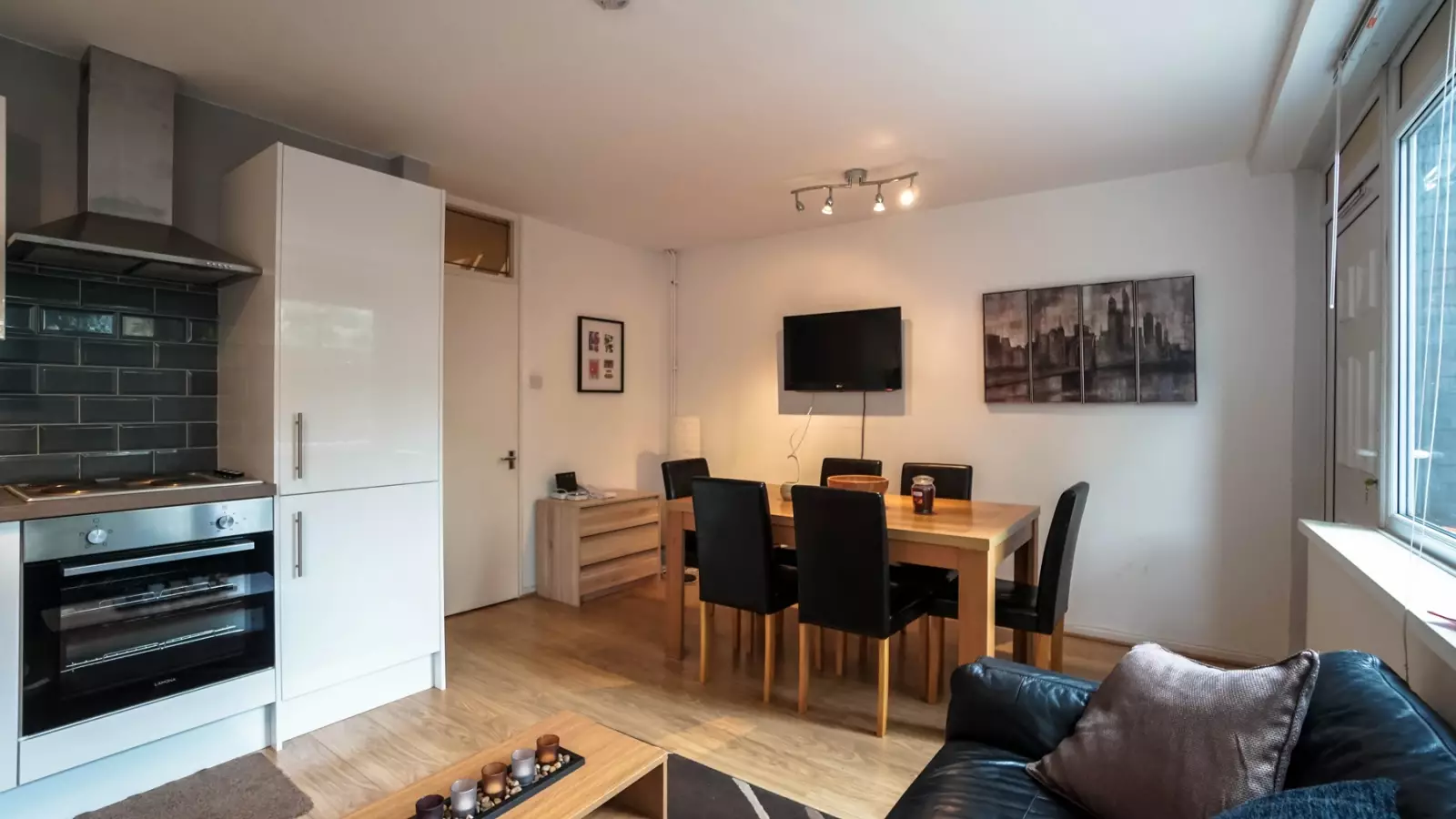 Room Hampson Way in Greater London