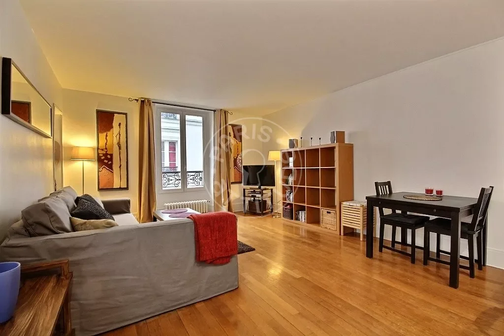 Appartement Rue des Dames à Paris