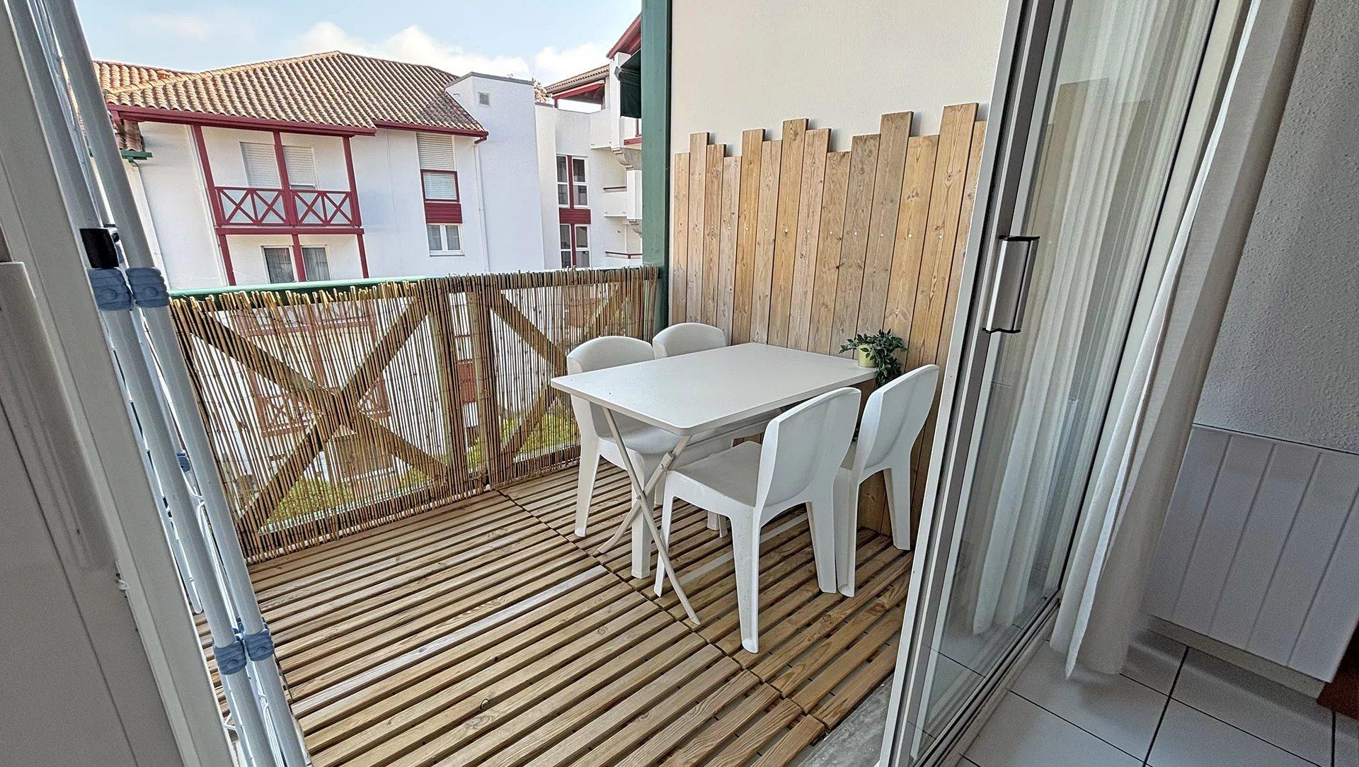 Appartement Place des frères Chancerelles à Ciboure