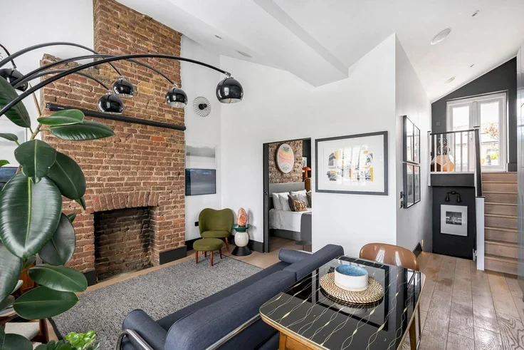 Flat Ashmore Road in City of Westminster