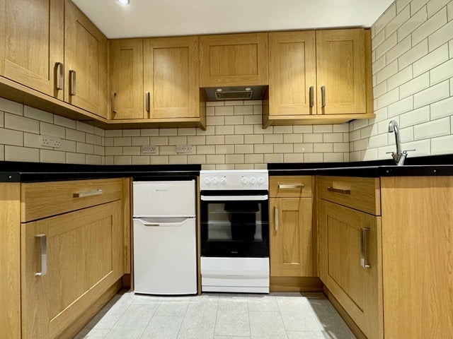 Flat Alford Avenue in Sheffield