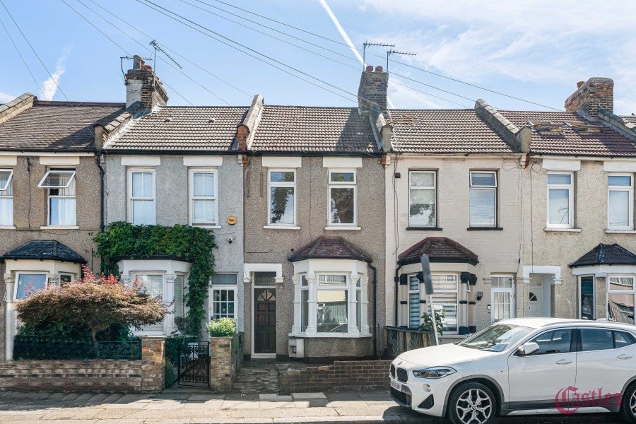 House Sedcote Road in Greater London