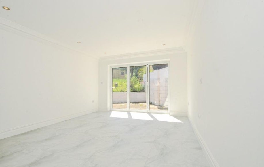 House Waterside in Chesham