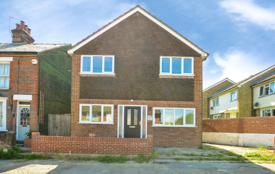 House Waterside in Chesham