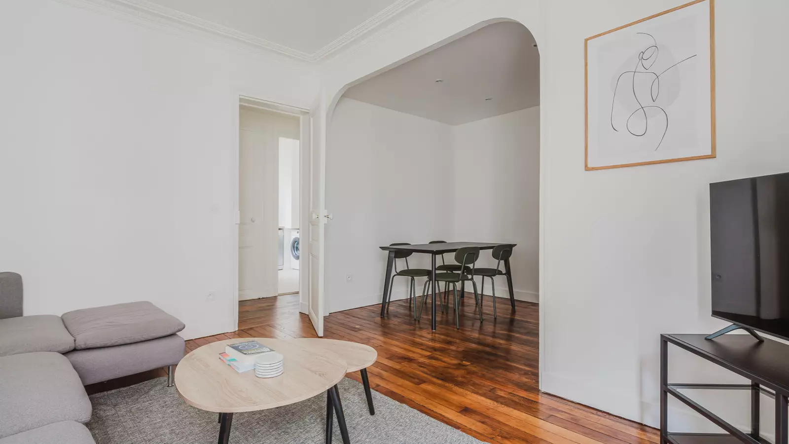 Flat Rue Legendre in Paris