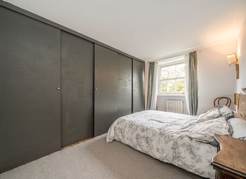 Flat Aldridge Road Villas in City of Westminster