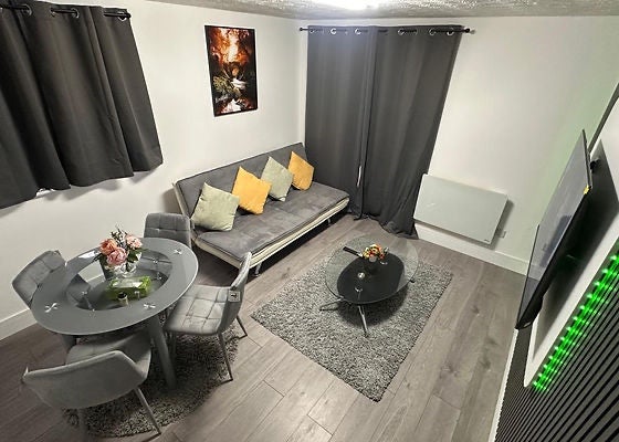 Flat Plumtree Close in Greater London
