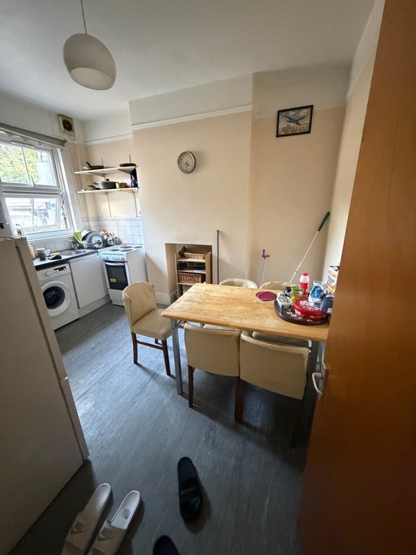 Room Matrimony Place in Greater London