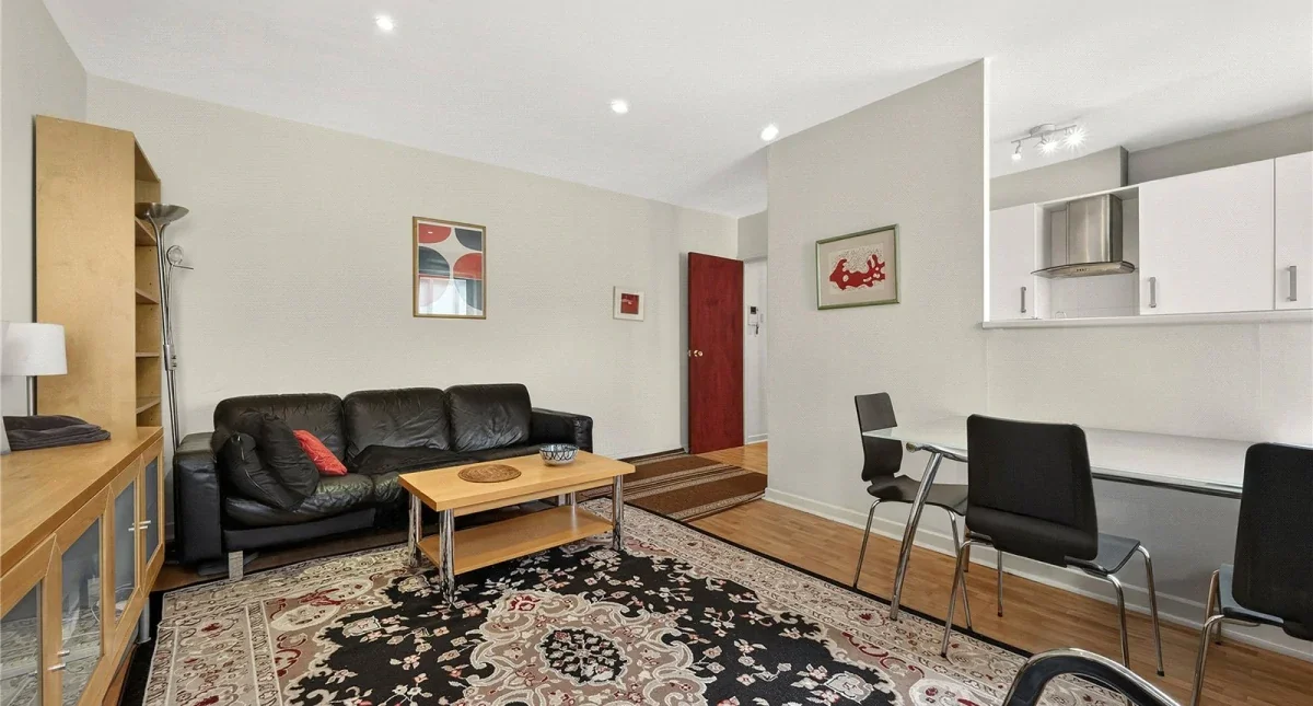 Flat Broadwick Street in City of Westminster