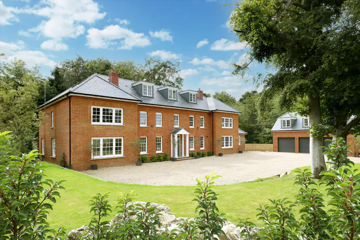 House St Mary's Road in South Ascot