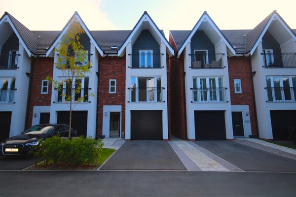 House Primrose Way in Wilmslow