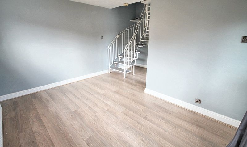 Flat Upper Hayes Close in Milnrow
