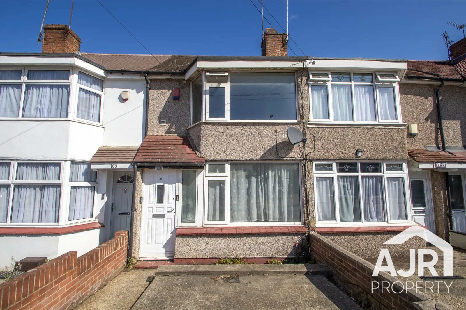 House Parkside Avenue in Greater London