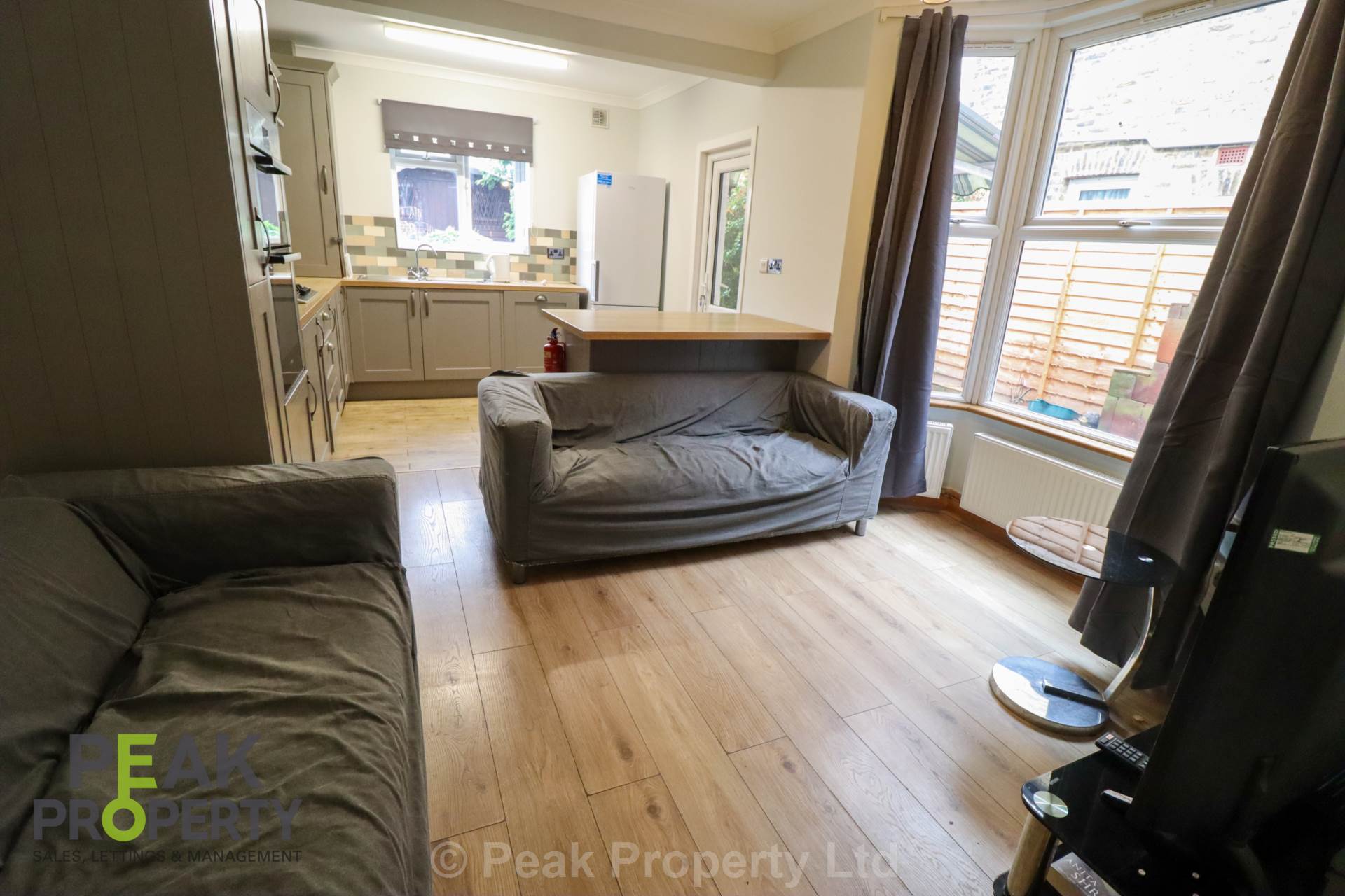 Room Napier Avenue in Southend-on-Sea