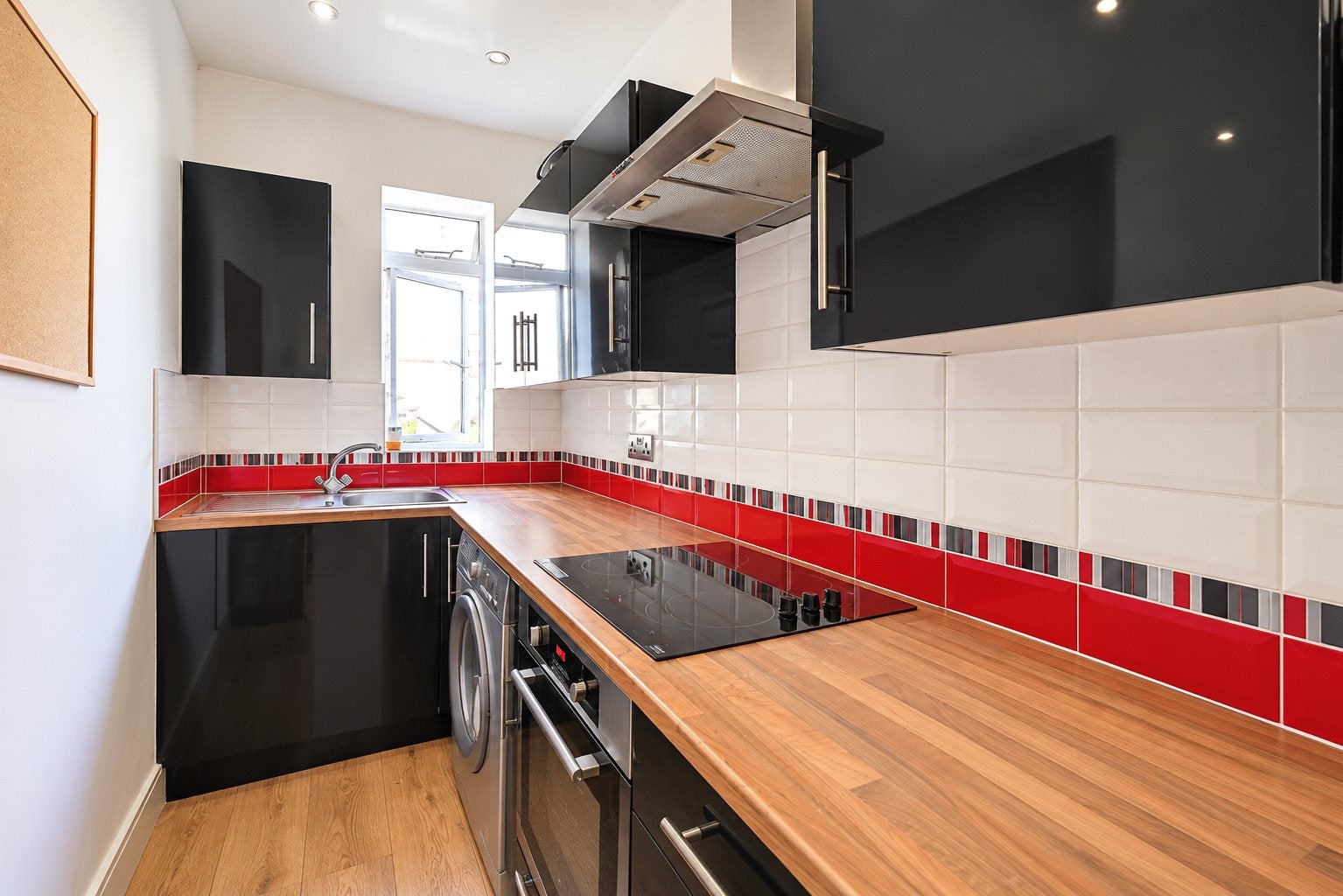 Flat Cambalt Road in Greater London