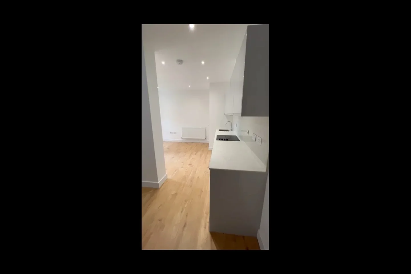 Flat Meadowlea Close in Greater London