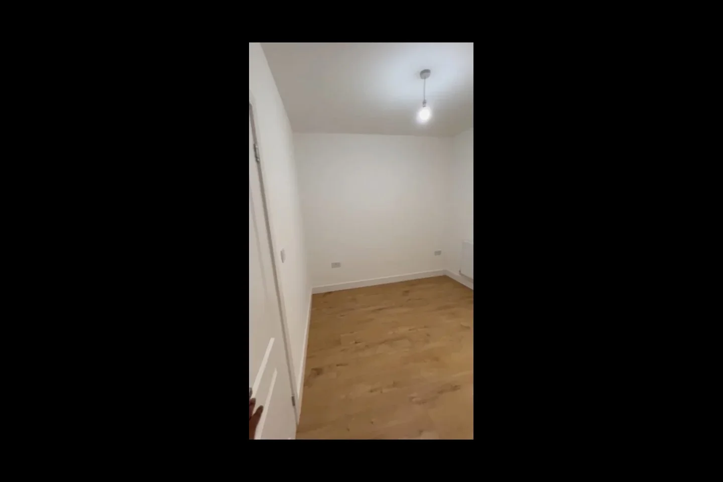 Flat Meadowlea Close in Greater London