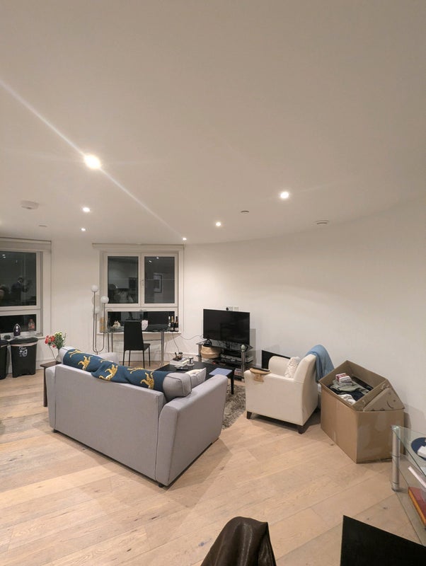 Room St Luke's Avenue in Greater London
