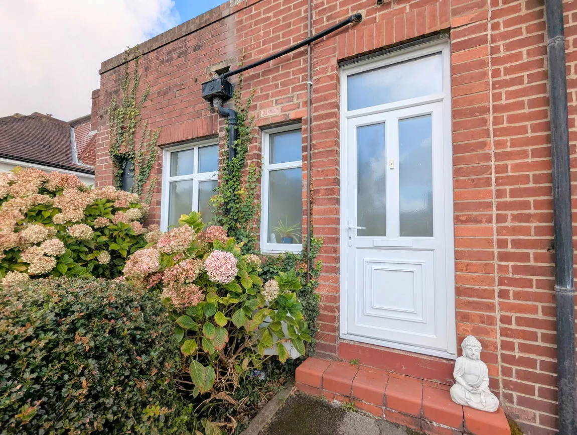 Flat Rookery Road in Southport
