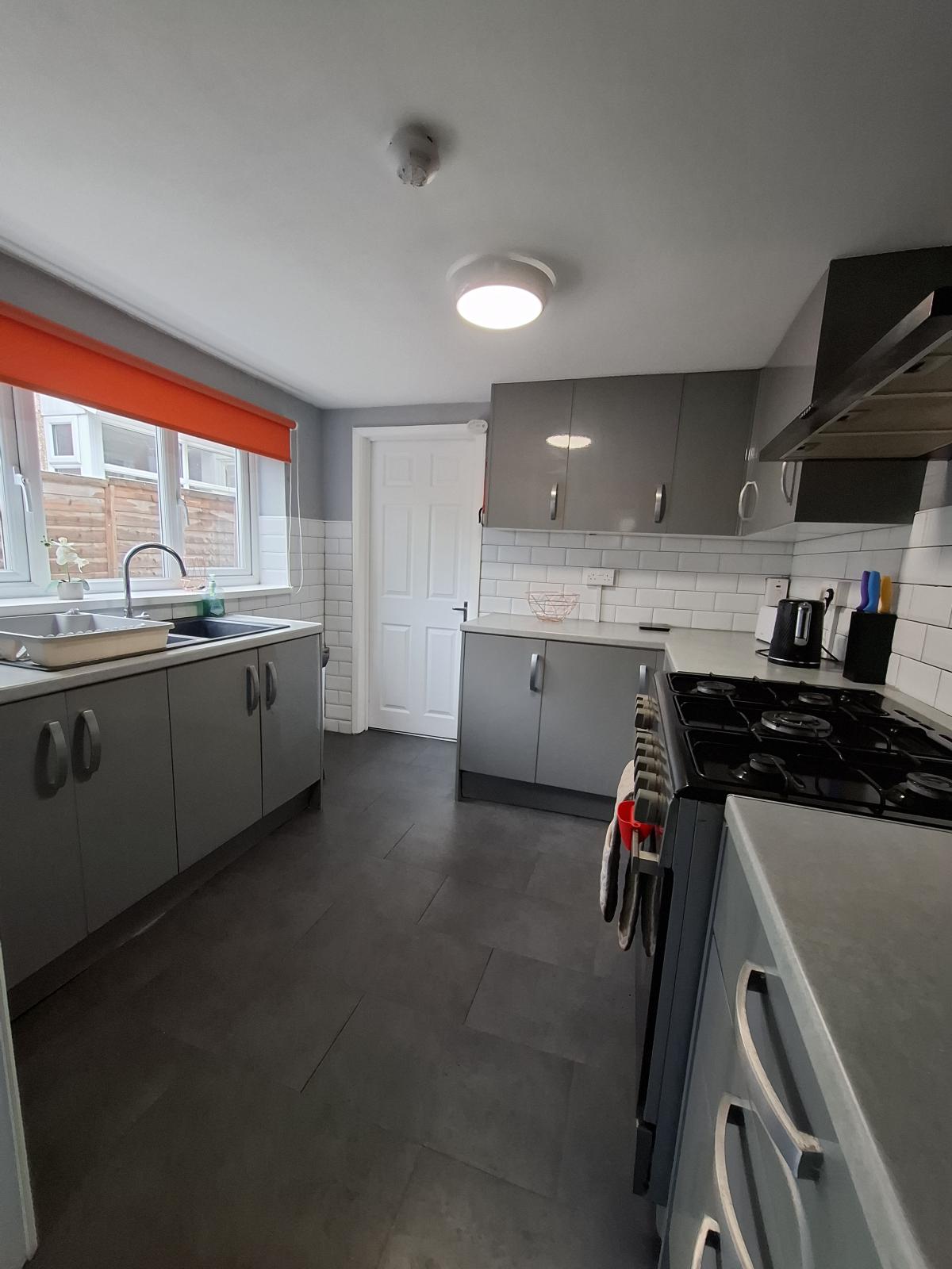 Room Legsby Avenue in Grimsby