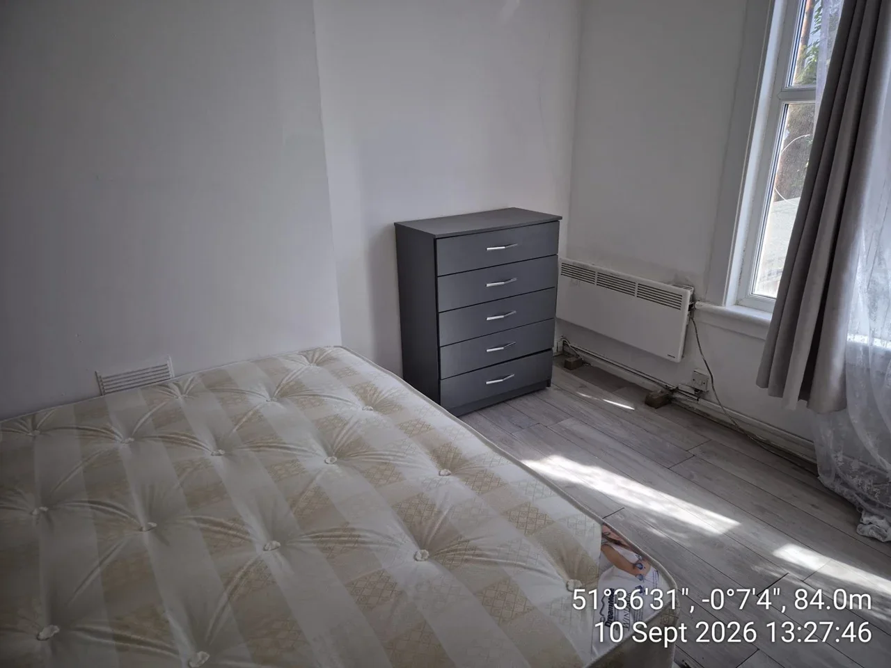Flat Whittington Road in Greater London