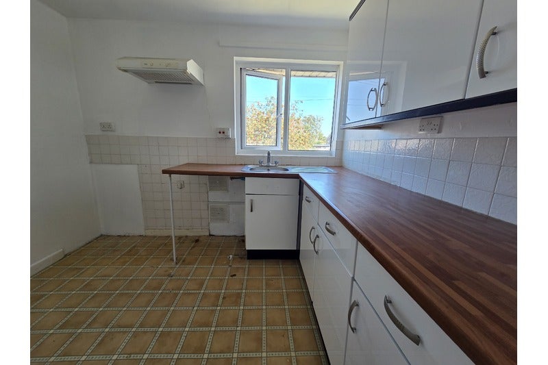 Flat Meadway in Woolavington