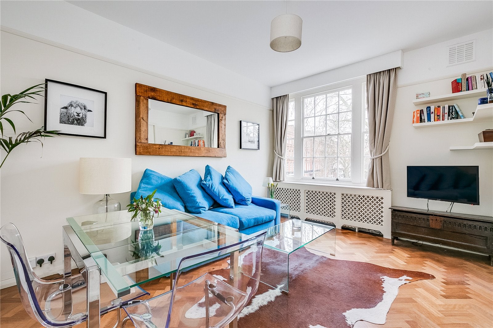 Flat Nevern Square in Greater London