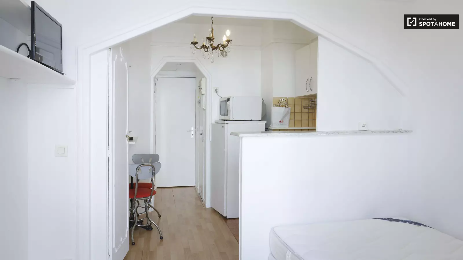 Flat Boulevard Gouvion-Saint-Cyr in Paris